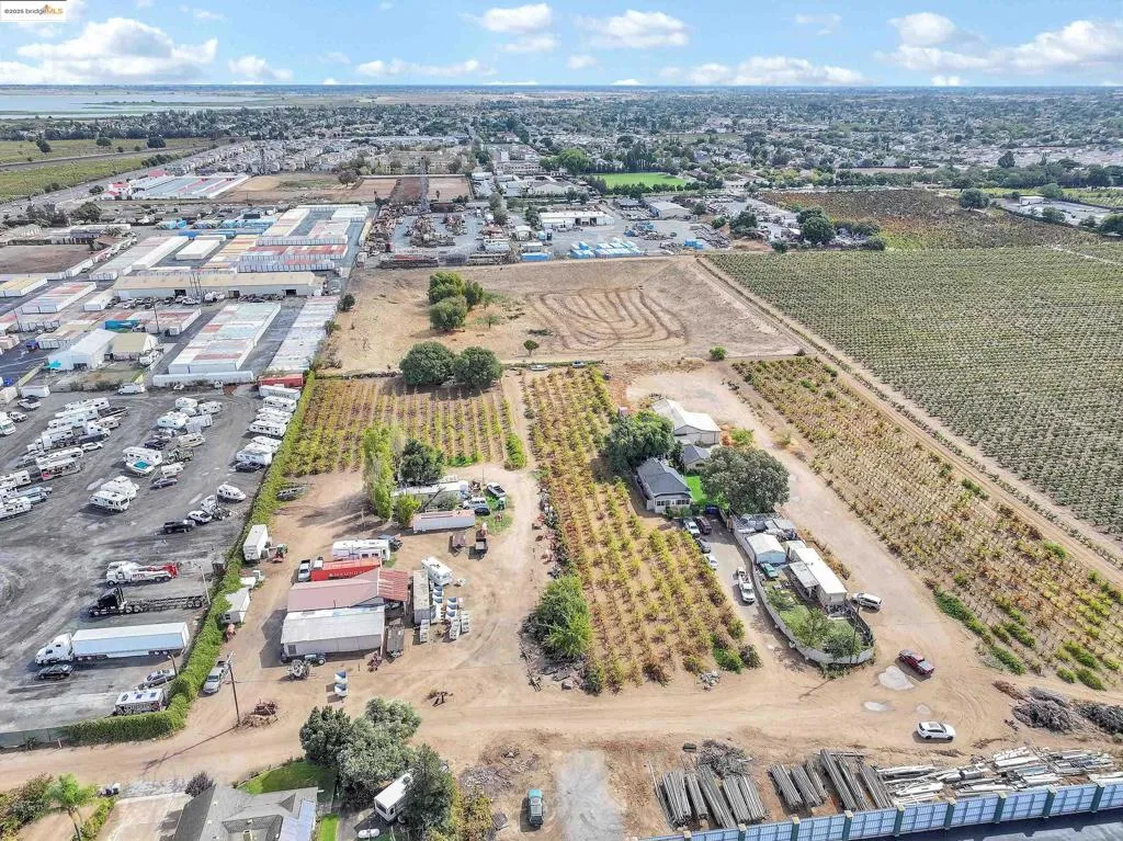 Aerial view of property's location