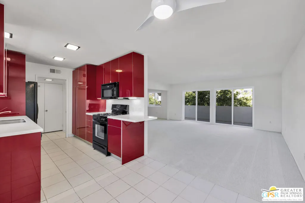 2393 S Skyview Drive 25, Palm Springs, California 92264 home-pic-10