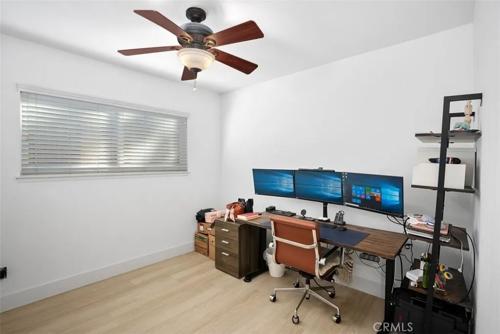 1644 Taylor, Corona, California 92882 home-pic-15