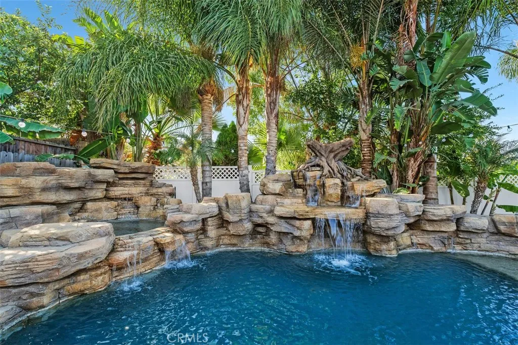 1644 Taylor, Corona, California 92882 home-pic-23