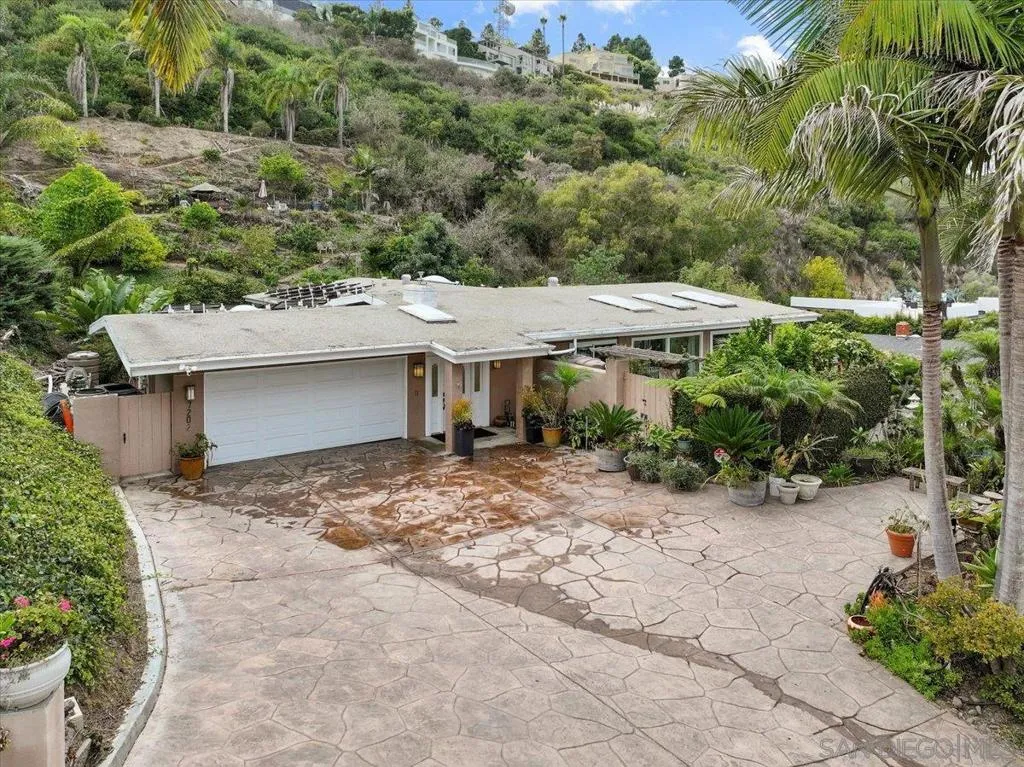 7202 Via Capri, La Jolla, California 92037 home-pic-7