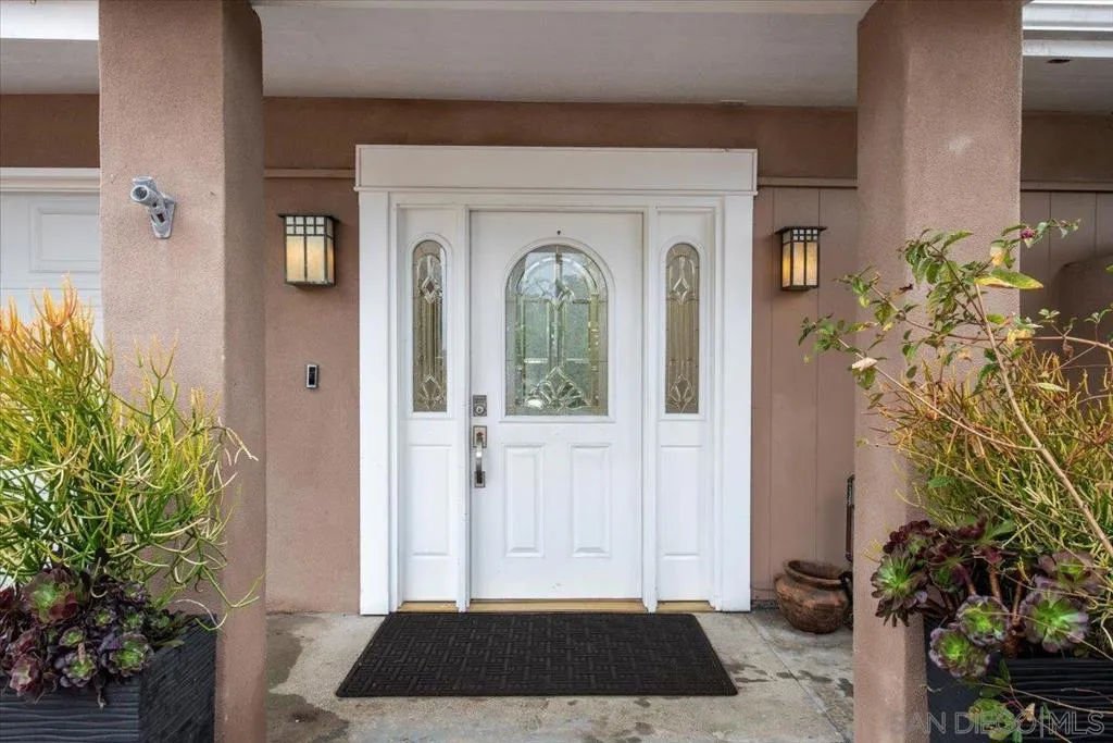 7202 Via Capri, La Jolla, California 92037 home-pic-14