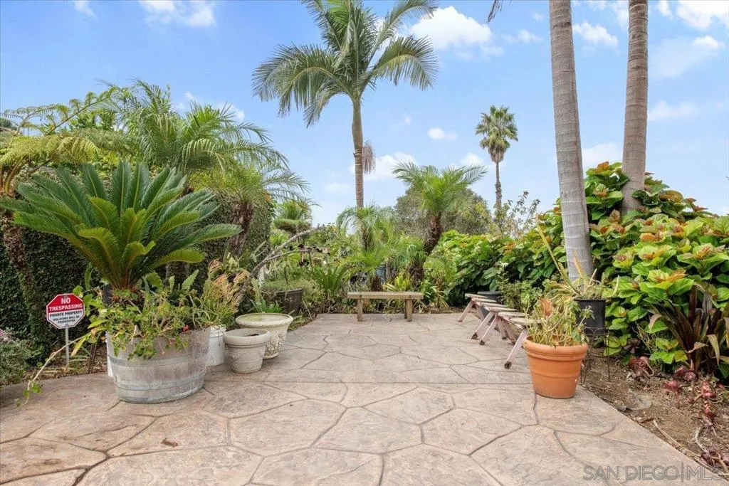 7202 Via Capri, La Jolla, California 92037 home-pic-12
