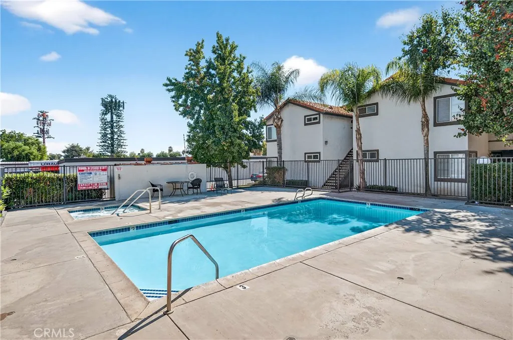 16377 Lakeshore 2c, Lake Elsinore, California 92530 home-pic-21