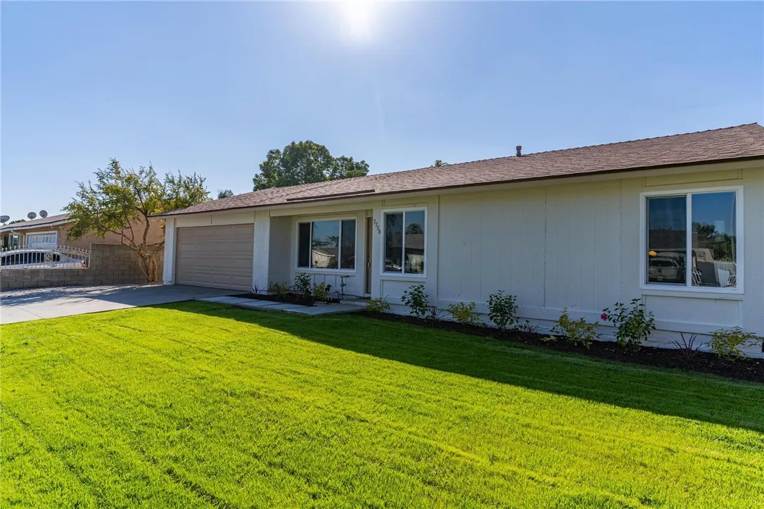 7738 Encinitas Avenue, San Bernardino, California 92336 home-pic-3