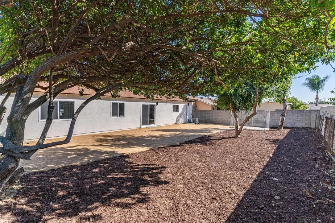 7738 Encinitas Avenue, San Bernardino, California 92336 home-pic-28