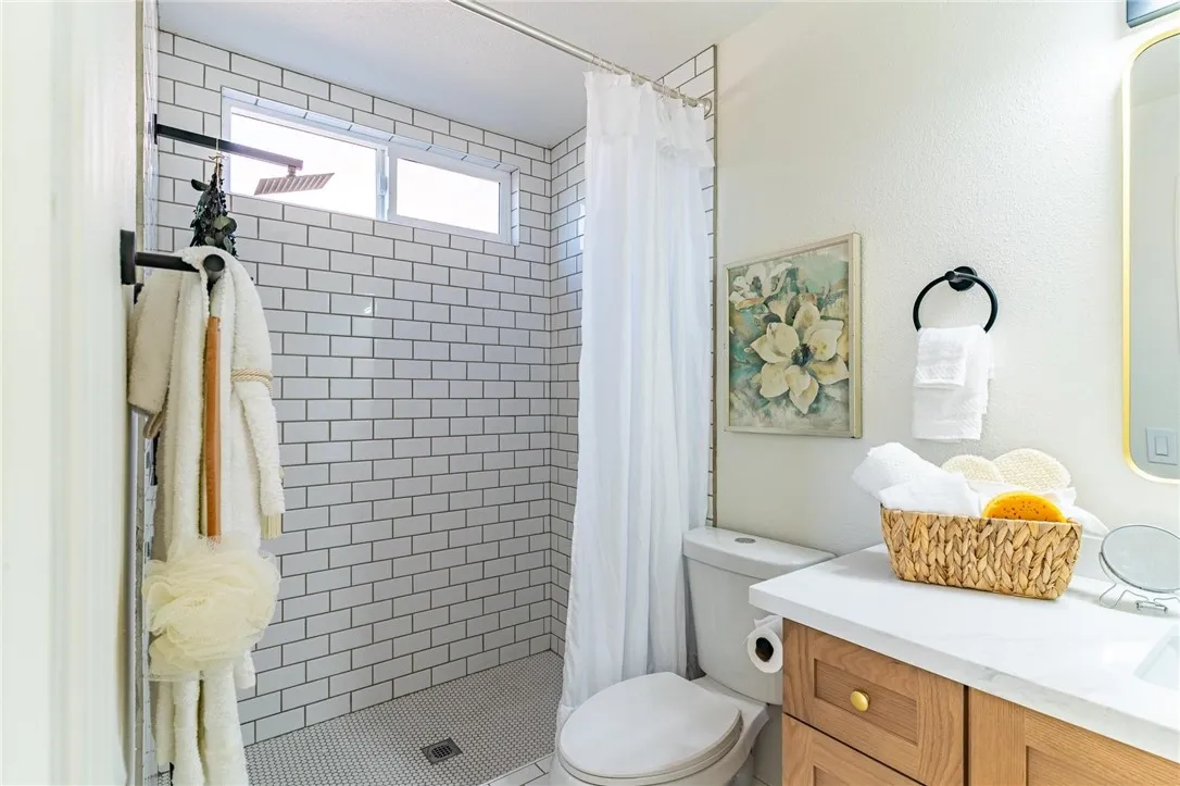 7738 Encinitas Avenue, San Bernardino, California 92336 home-pic-19