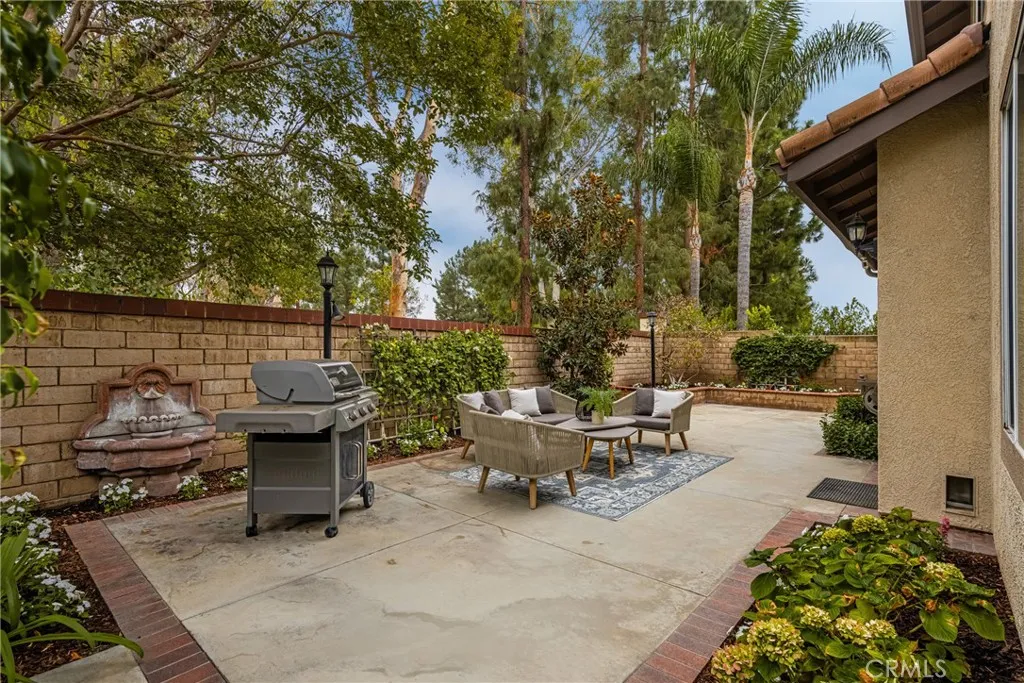 10940 Tantlinger, Tustin, California 92782 home-pic-32