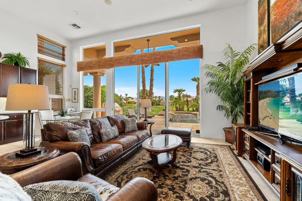49940 W Mission Drive W, La Quinta, California 92253 home-pic-9