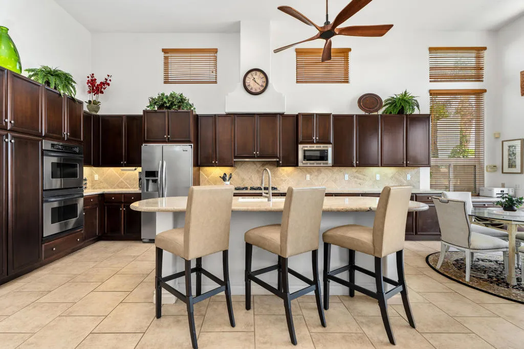 49940 W Mission Drive W, La Quinta, California 92253 home-pic-14