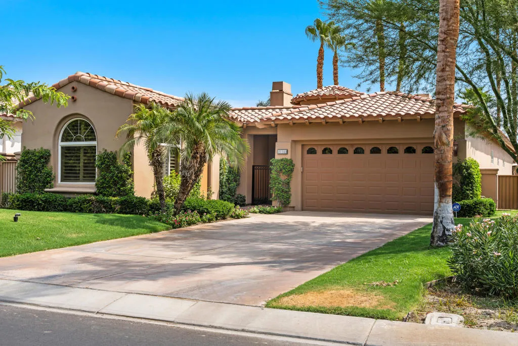 49940 W Mission Drive W, La Quinta, California 92253 home-pic-3