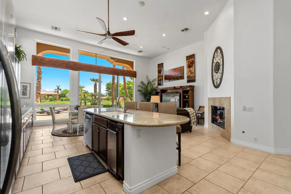 49940 W Mission Drive W, La Quinta, California 92253 home-pic-13