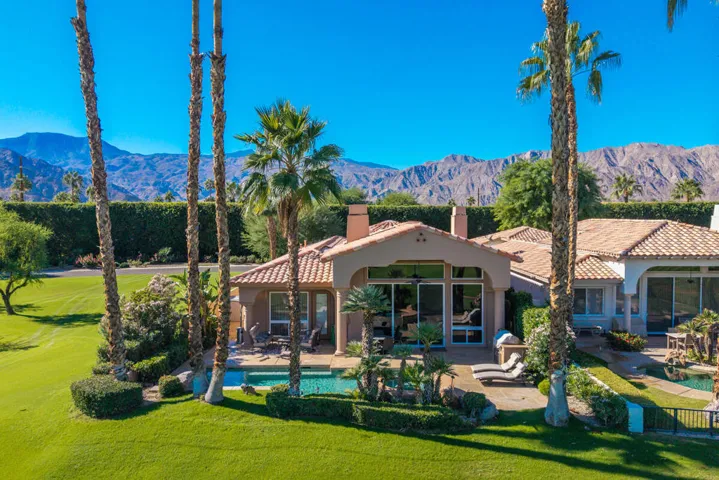 4 49940 Mission Drive West 10