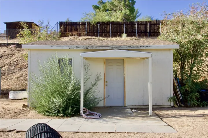 17090 Cholla Avenue, Hesperia, California 92345