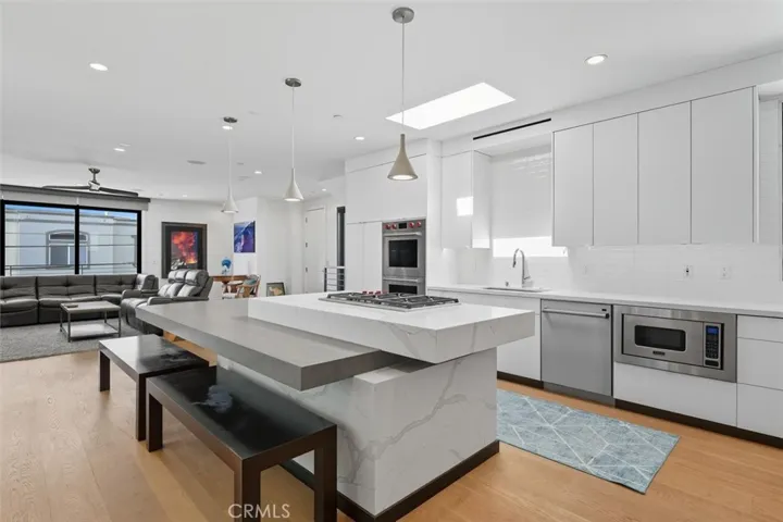 1603 S Catalina Avenue, Redondo Beach, California 90277