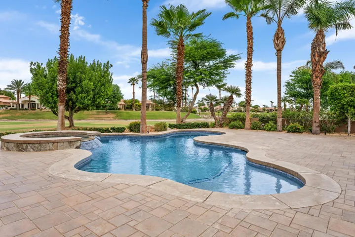 31_11843945_181665_181665-EI-131