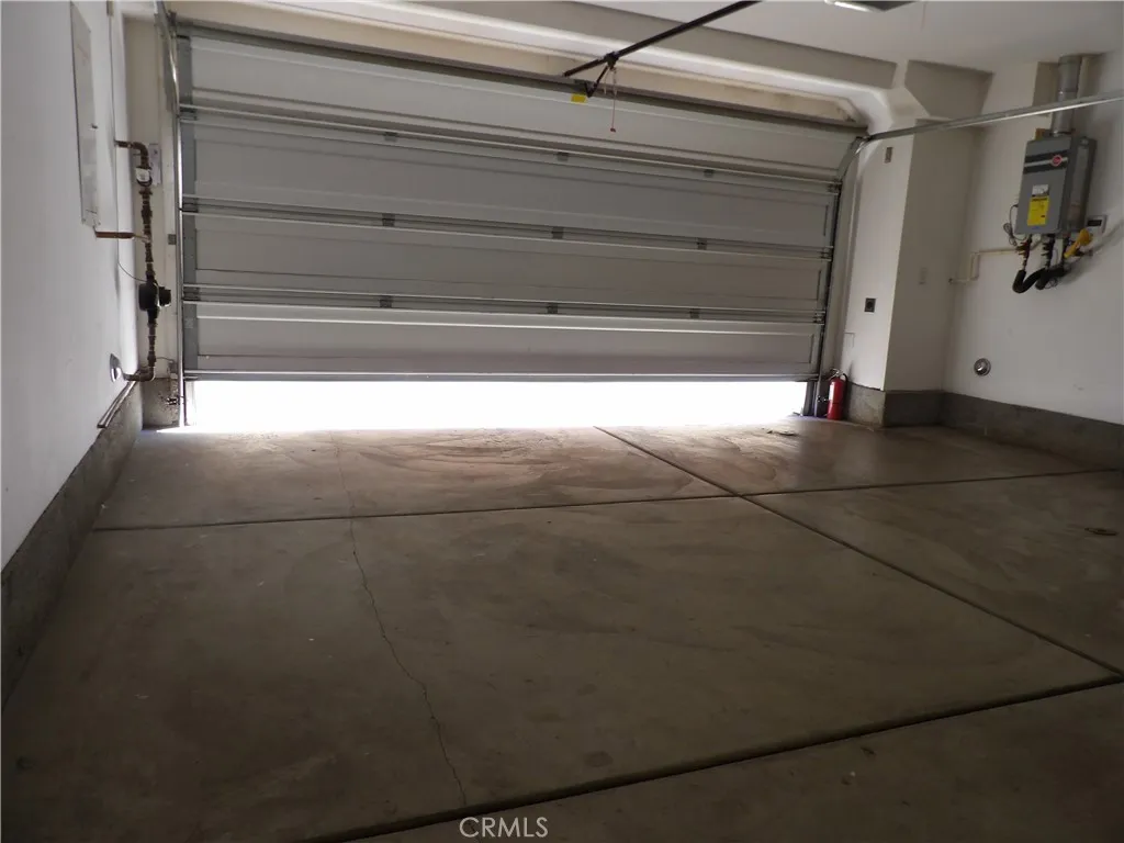 13 Weiss, South El Monte, California 91733 home-pic-21