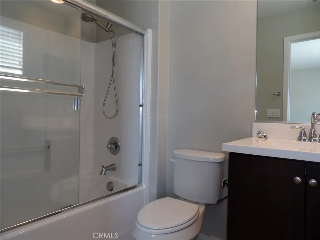 13 Weiss, South El Monte, California 91733 home-pic-18