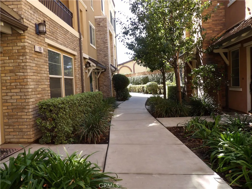 13 Weiss, South El Monte, California 91733 home-pic-25