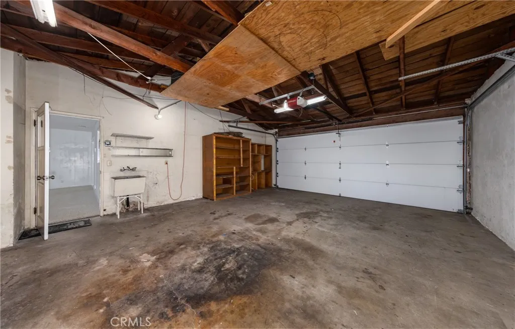 12035 3rd St, Yucaipa, California 92399 home-pic-17