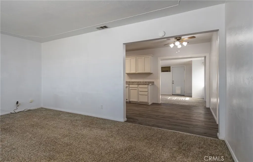 12035 3rd St, Yucaipa, California 92399 home-pic-6