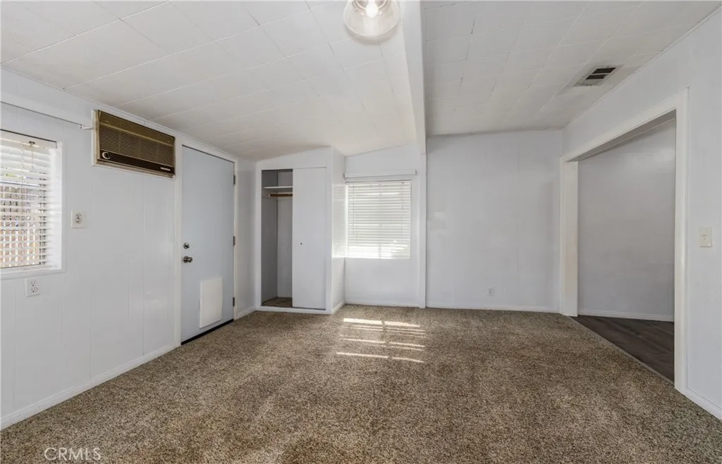 12035 3rd St, Yucaipa, California 92399 home-pic-15