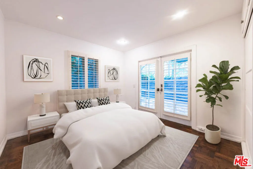 2559 Hutton Drive, Beverly Hills, California 90210 home-pic-15