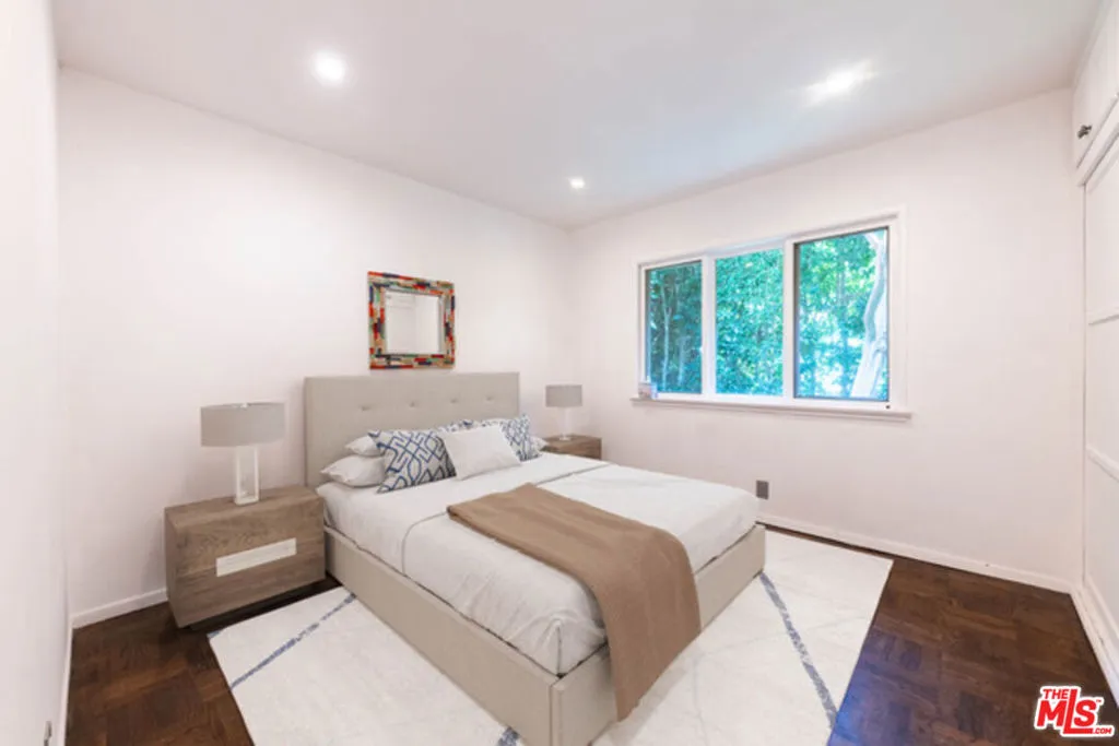 2559 Hutton Drive, Beverly Hills, California 90210 home-pic-14