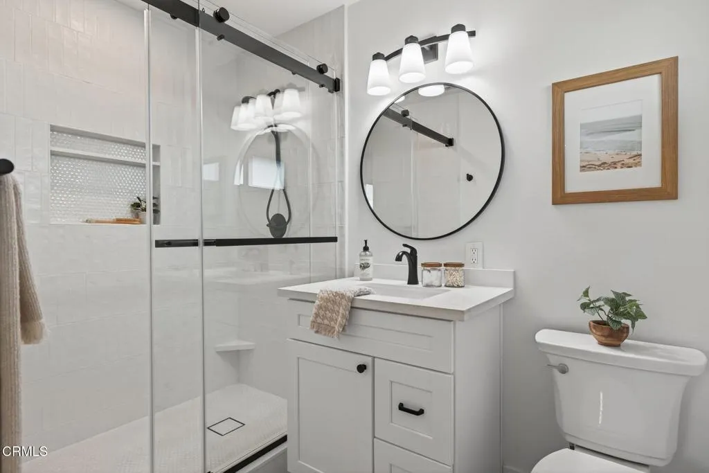 511 Beverly Circle, Camarillo, California 93010 home-pic-36