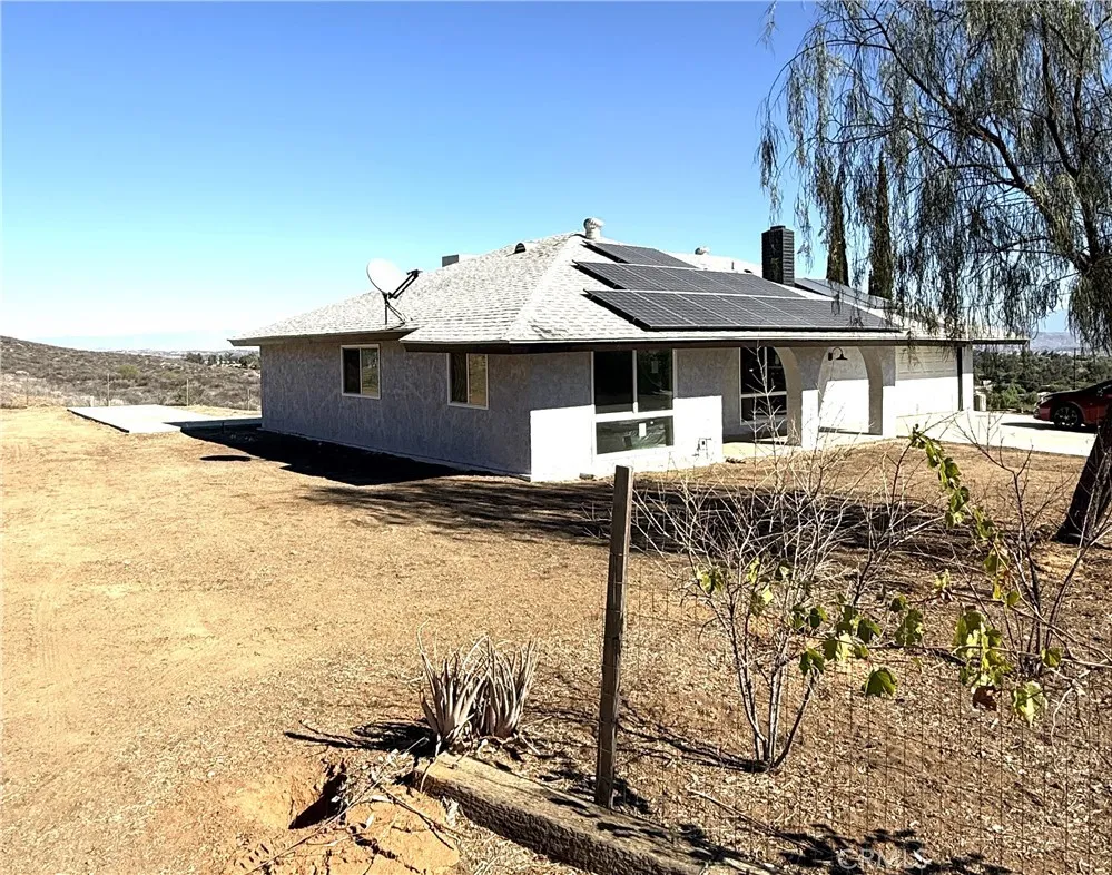 21145 21145 Kimes, Perris, California 92570 home-pic-3