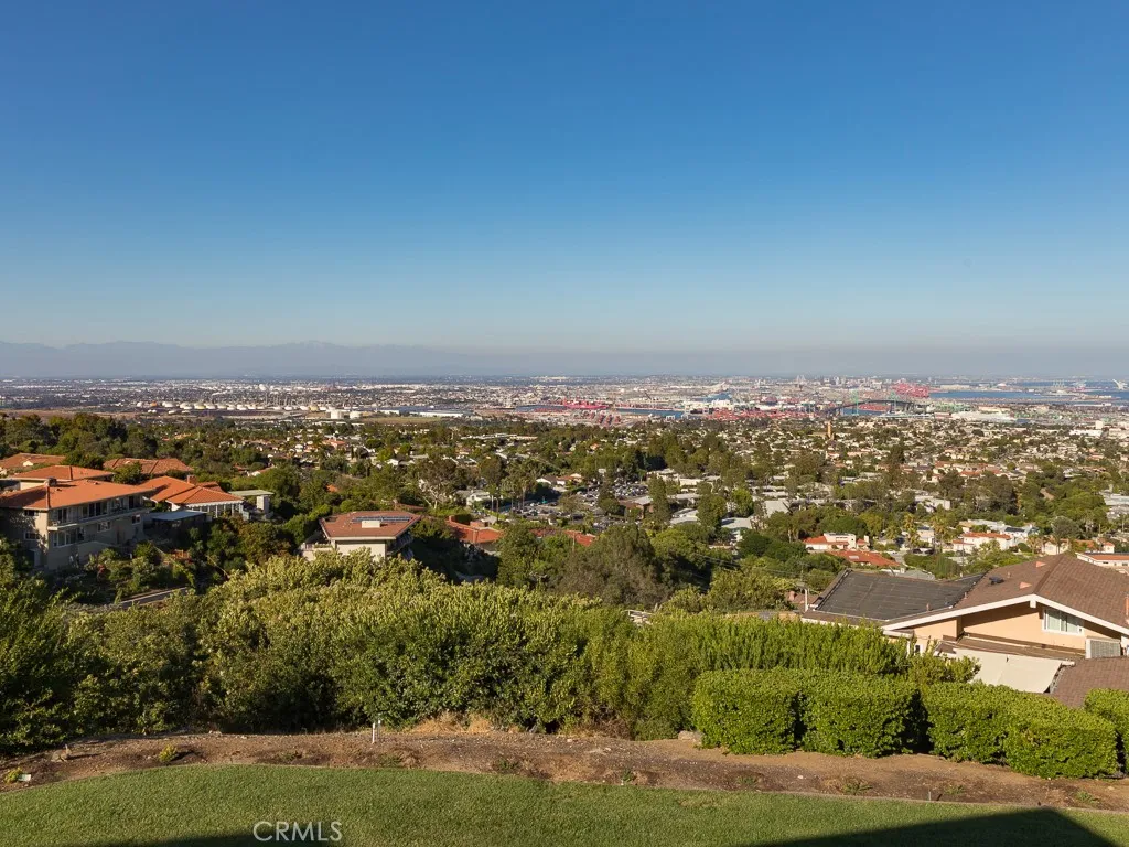 43 Avenida Corona, Rancho Palos Verdes, California 90275 home-pic-17