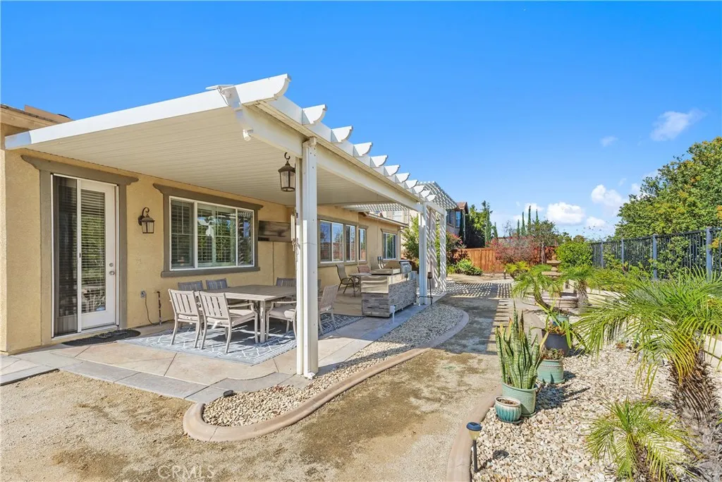 9490 Paradise Place, Riverside, California 92508 home-pic-28