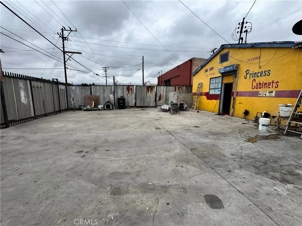 3633 Gage, Bell Gardens, California 90201 home-pic-28