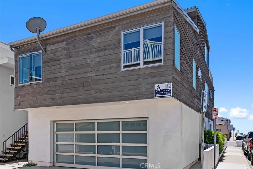 200 E Balboa Boulevard, Newport Beach, California 92661 home-pic-39