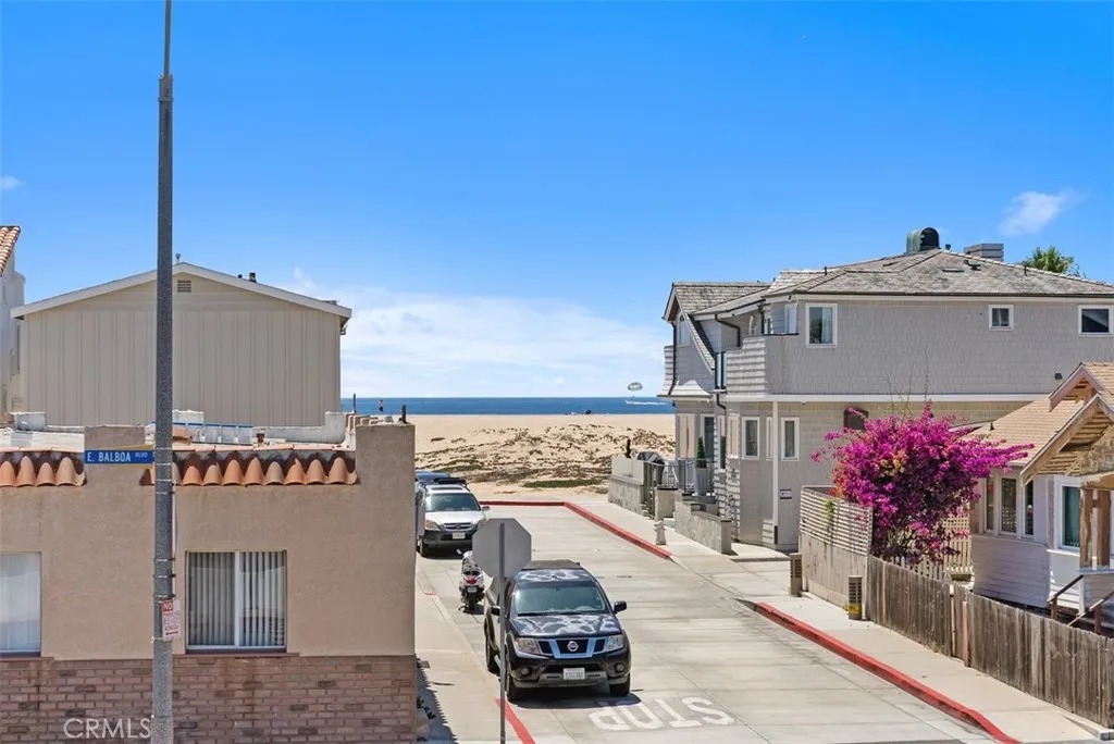 200 E Balboa Boulevard, Newport Beach, California 92661 home-pic-30