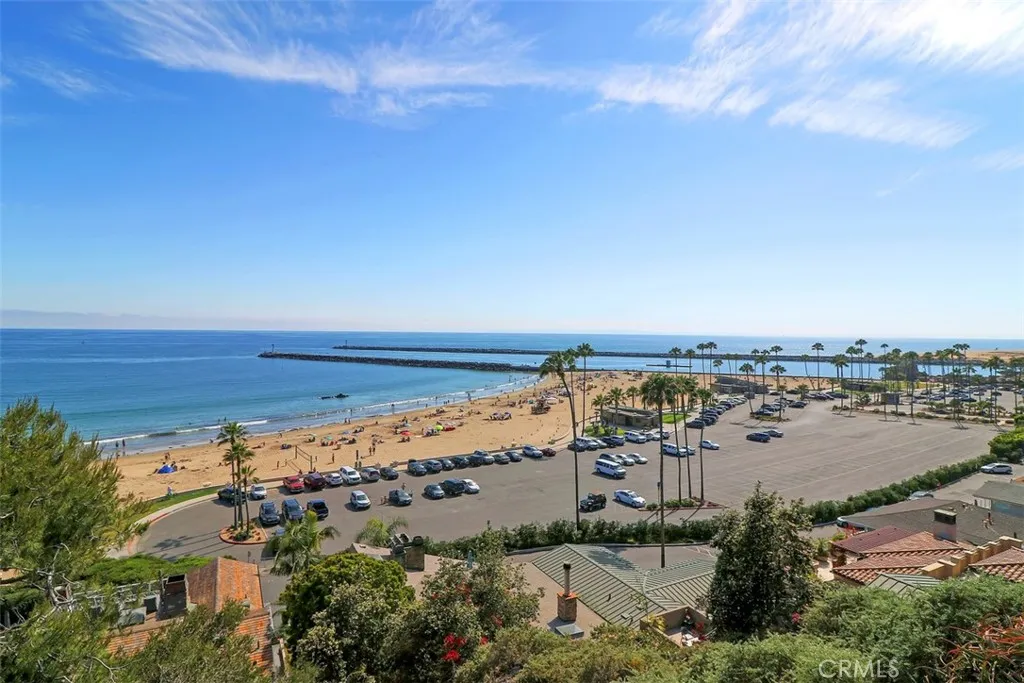 200 E Balboa Boulevard, Newport Beach, California 92661 home-pic-65