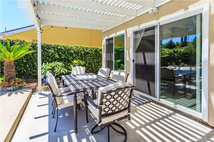 1224 N Foxton Cir, Anaheim Hills, California 92807