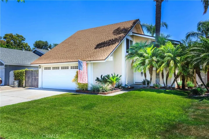 1224 N Foxton Cir, Anaheim Hills, California 92807