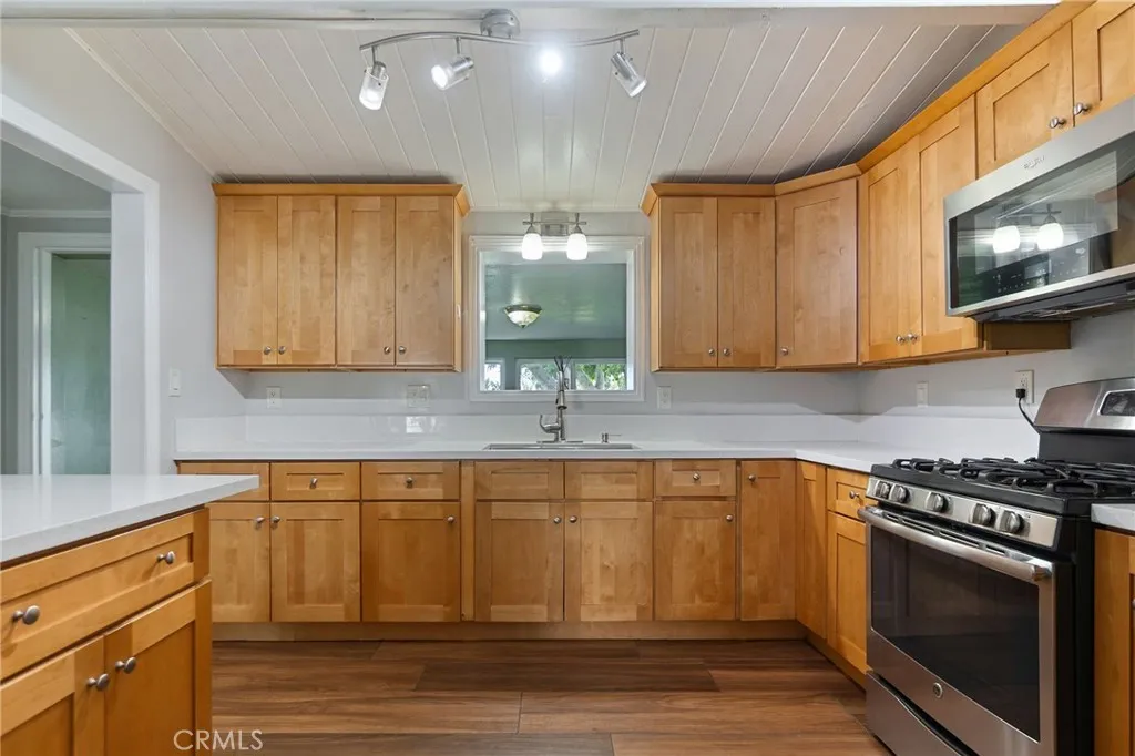 17009 E Tudor Street, Covina, California 91722 home-pic-13