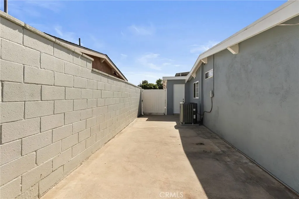17009 E Tudor Street, Covina, California 91722 home-pic-60