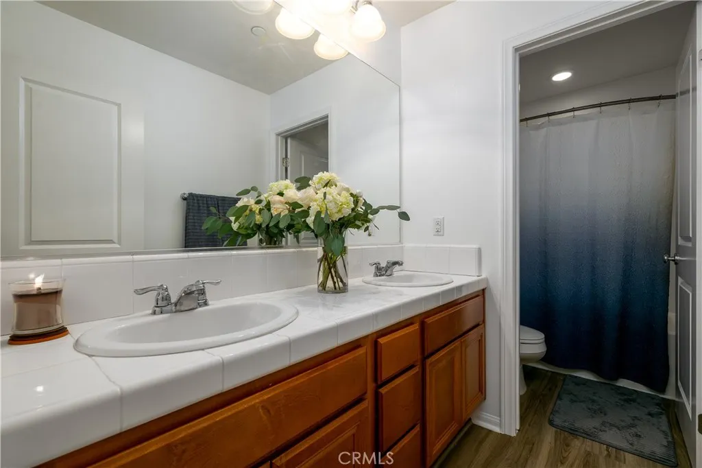 27937 Pleasant Bay Circle, Menifee, California 92585 home-pic-15