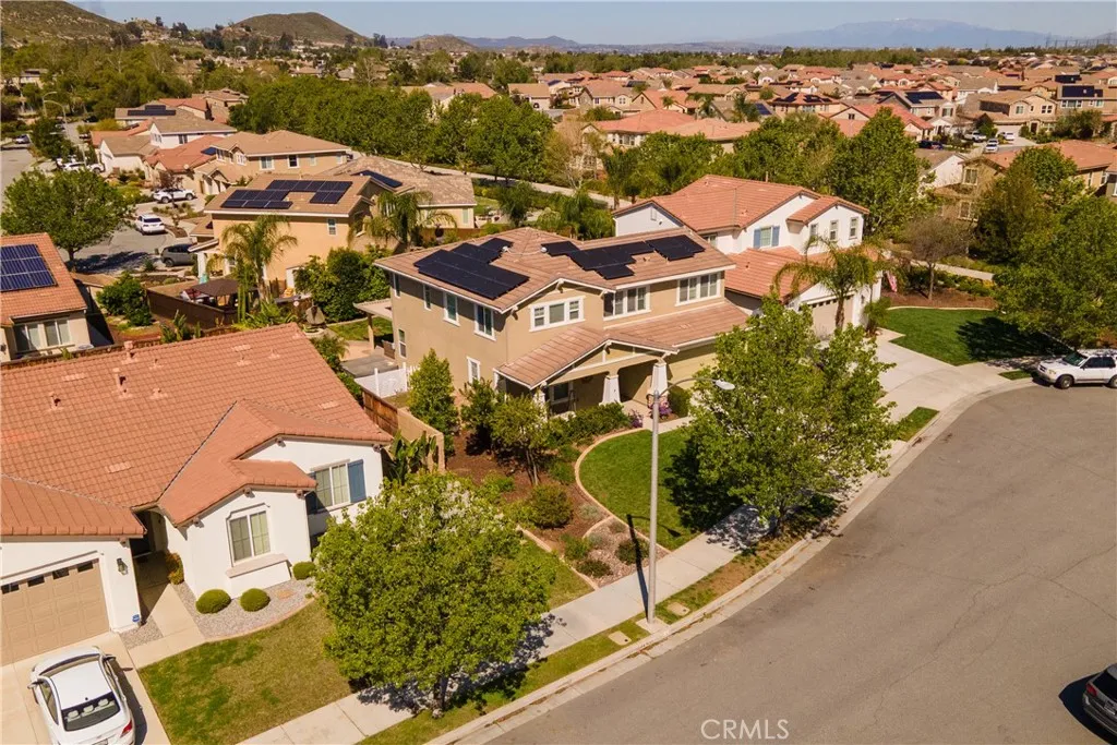 27937 Pleasant Bay Circle, Menifee, California 92585 home-pic-22