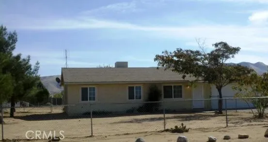 21055 Valencia, Apple Valley, California 92308 home-pic-0