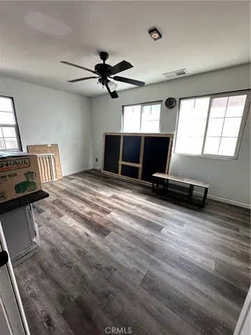 11785 Forest Park Ln, Victorville, California 92392
