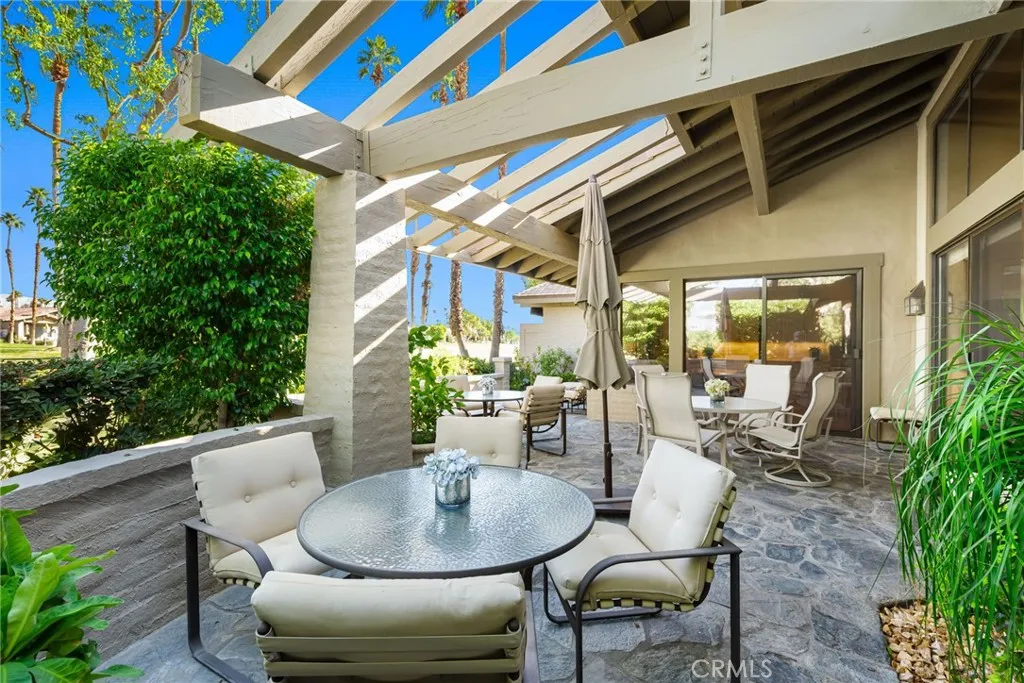 310 Running Springs Drive, Palm Desert, California 92211 home-pic-33