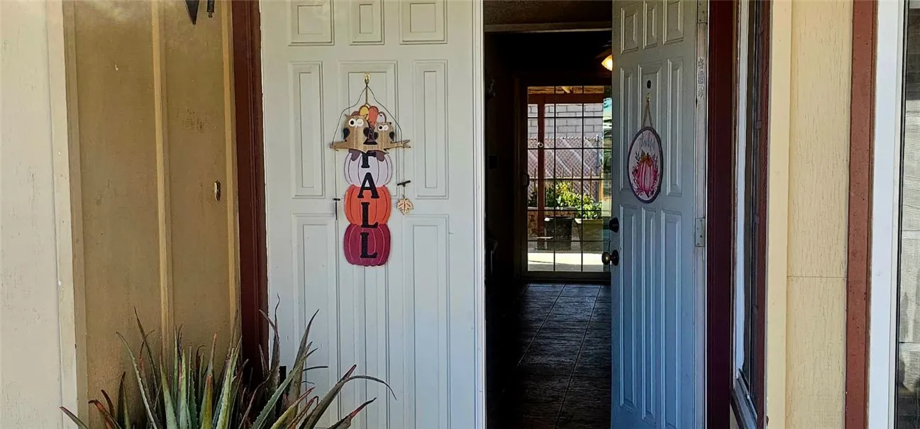 15728 La Paz, Victorville, California 92395 home-pic-3