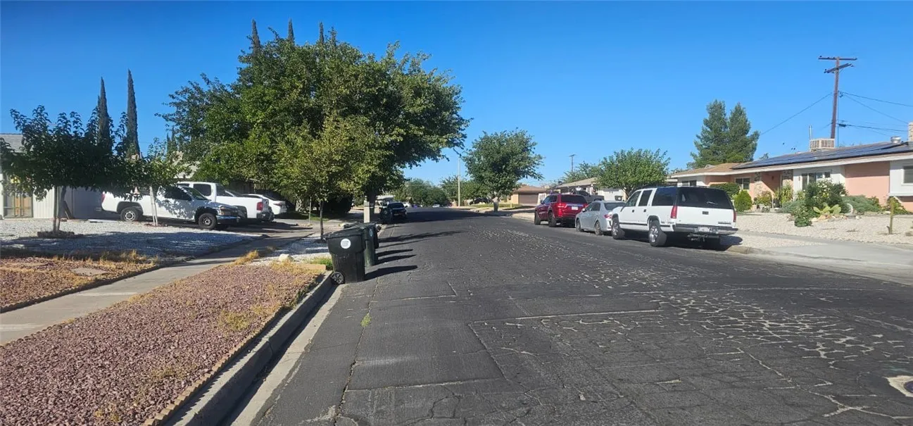 15728 La Paz, Victorville, California 92395 home-pic-31