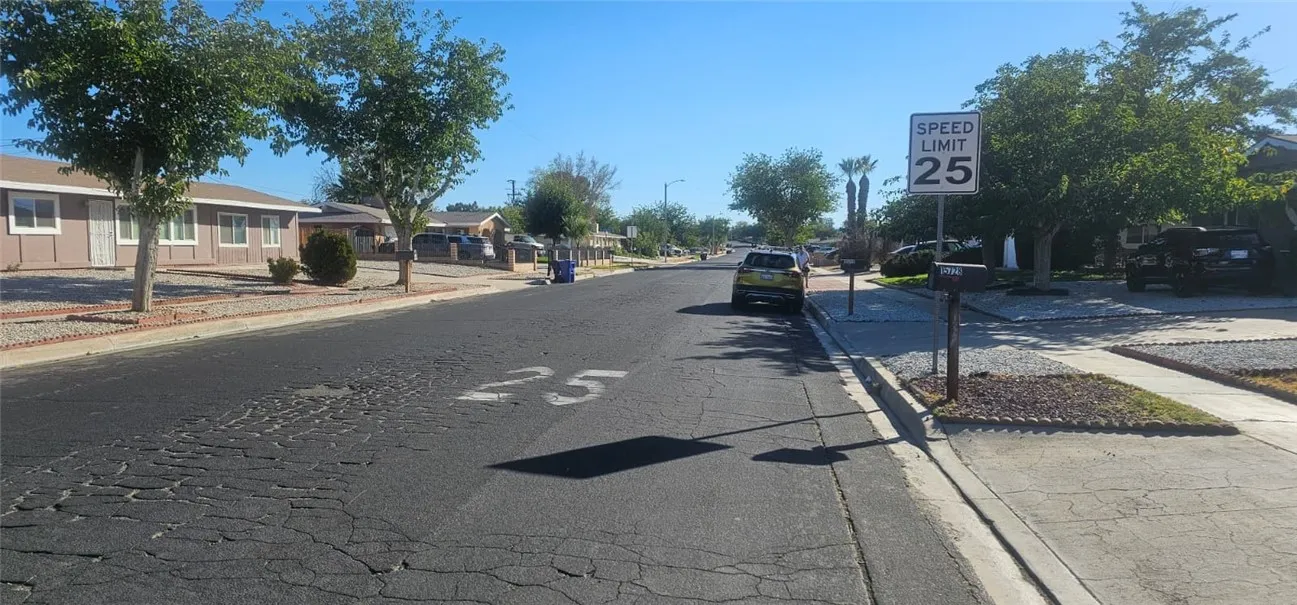 15728 La Paz, Victorville, California 92395 home-pic-30