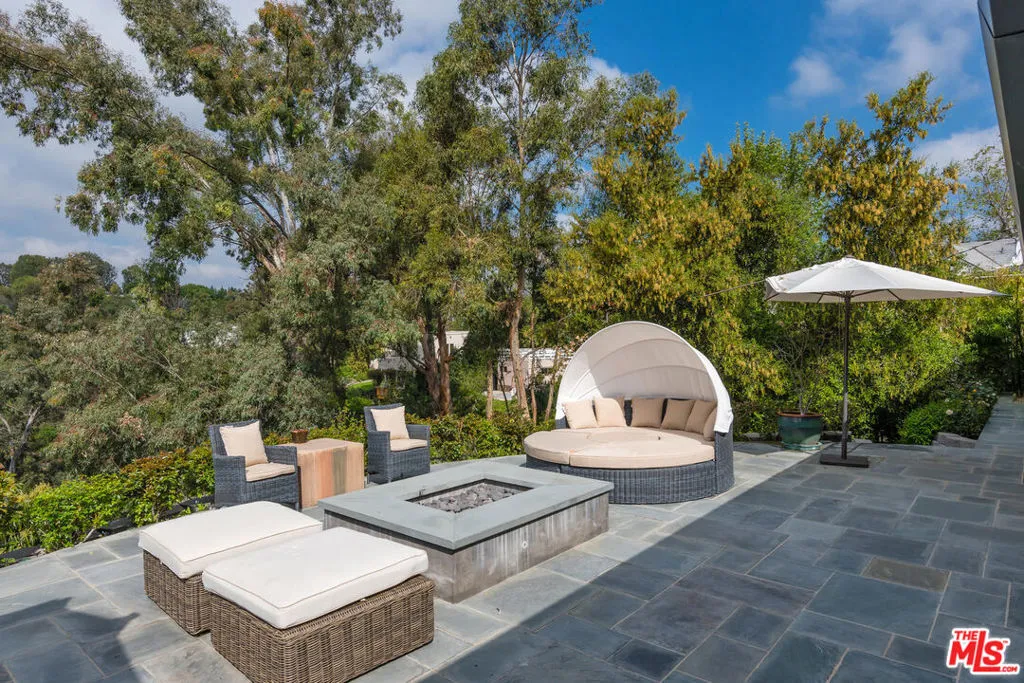 3035 Lake Glen Drive, Beverly Hills, California 90210 home-pic-15