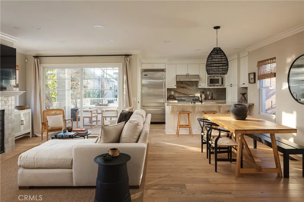 433 1/2 Acacia, Corona Del Mar, California 92625 home-pic-0